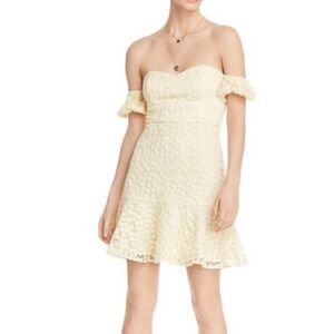 Floral Lace Off-Shoulder Mini Dress Soft Yellow Small
